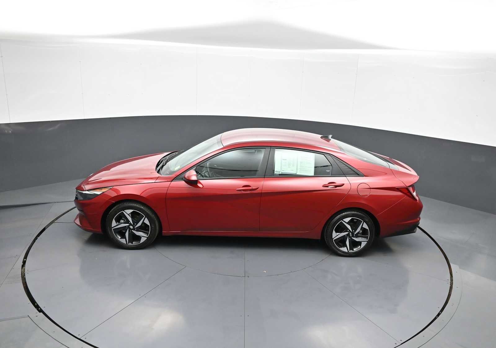 Certified 2023 Hyundai Elantra SEL w/ Convenience Package FWD image 38
