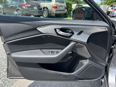 Used 2025 Acura TLX w/ Technology Package FWD image 8