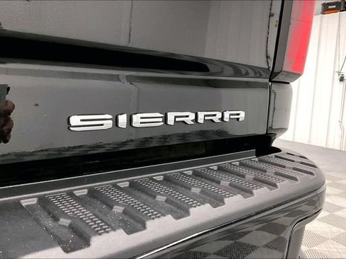 Used 2024 GMC Sierra 2500 Denali w/ Technology Package AWD/4WD image 9