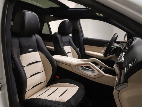 New 2026 Mercedes-Benz GLE 53 AMG 4MATIC Coupe image 10