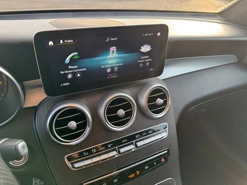 Used 2022 Mercedes-Benz GLC 300 4MATIC image 28