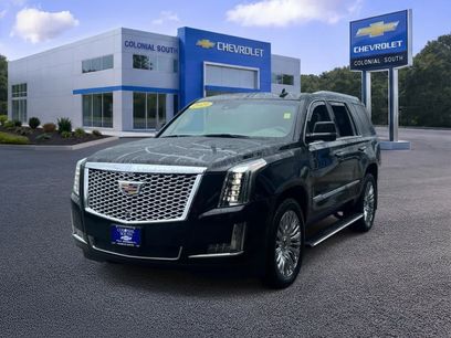Used 2019 Cadillac Escalade Platinum