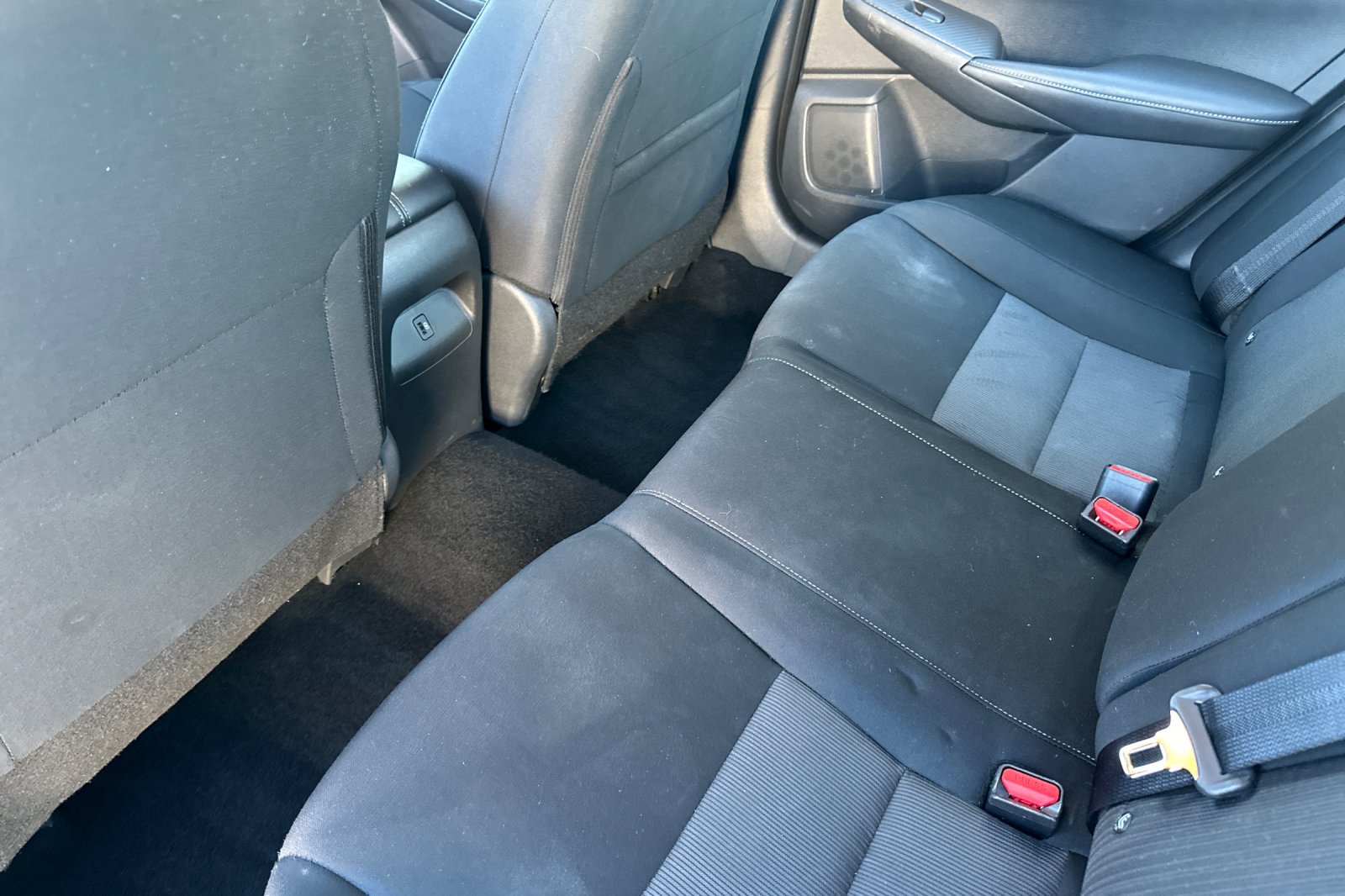 Used 2025 Nissan Sentra SV FWD image 13