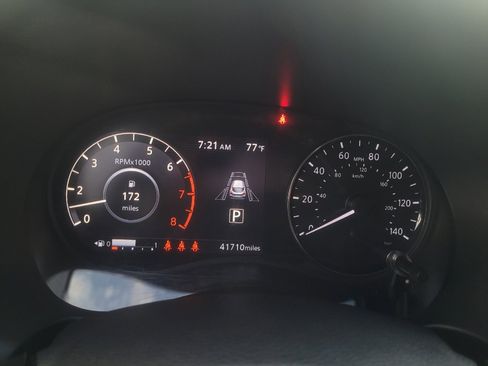 Used 2021 Nissan Kicks SV FWD image 23