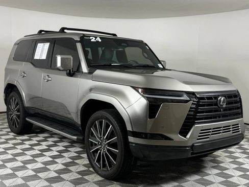 Used 2024 Lexus GX 550 w/ Accessory Package (Z1) AWD/4WD image 10