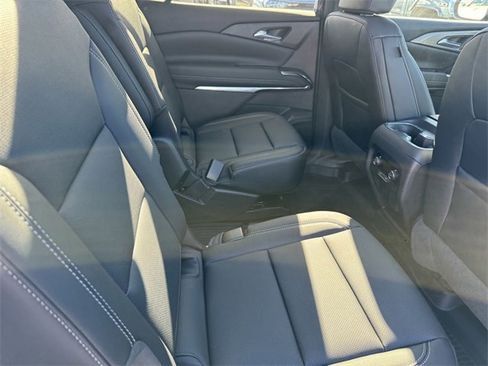 New 2026 Chevrolet Traverse LT w/ Sun and Wheel Package image 8