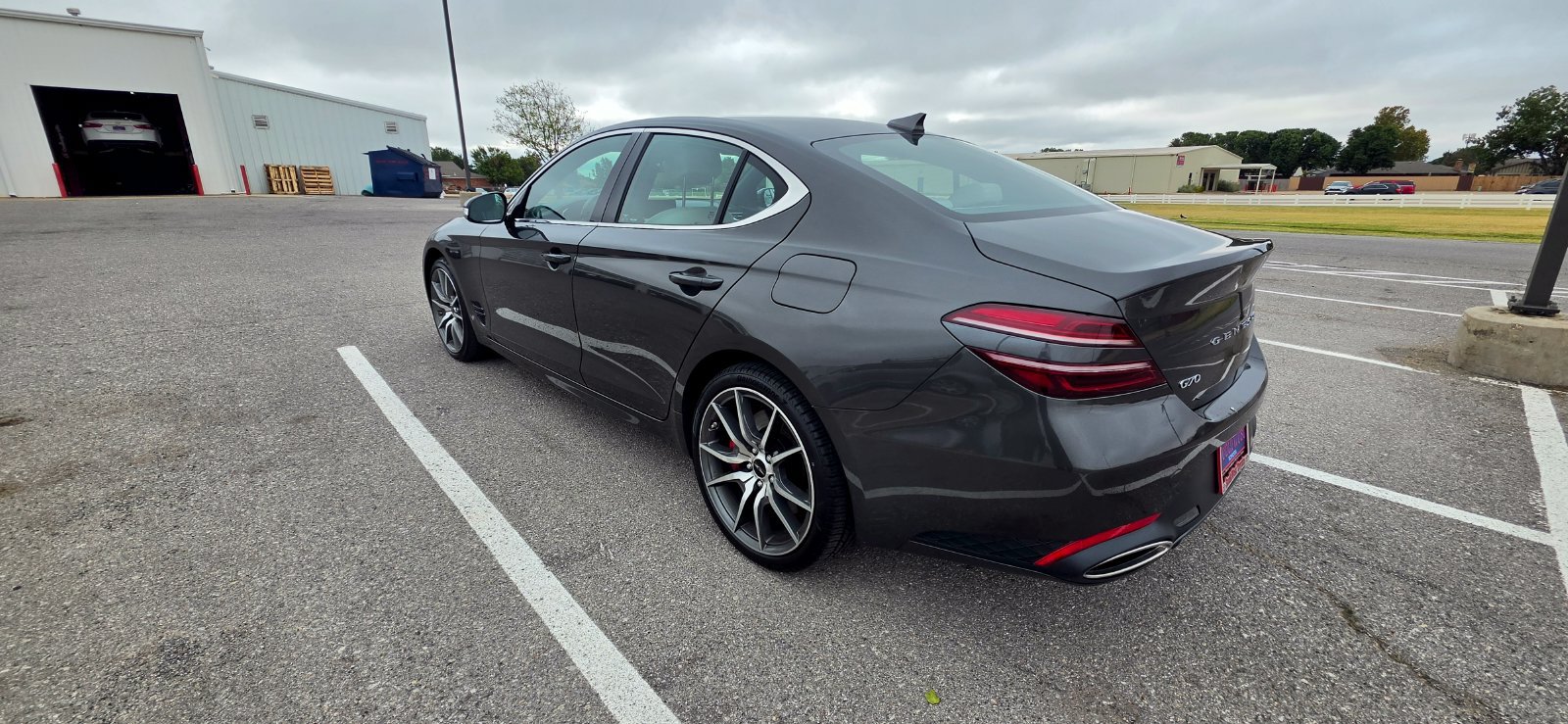 Used 2025 Genesis G70 2.5T RWD image 5