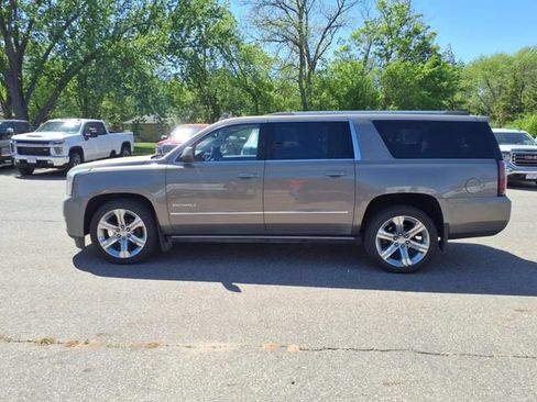 Used 2019 GMC Yukon XL Denali w/ Denali Ultimate Package AWD/4WD image 6