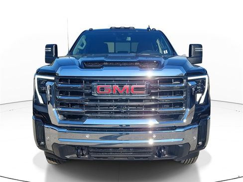 New 2026 GMC Sierra 2500 SLE w/ SLE Value Package; image 2