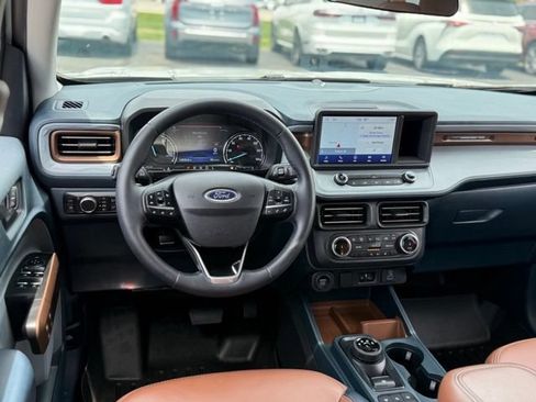Used 2024 Ford Maverick Lariat FWD image 6