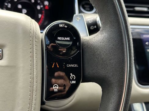 Used 2021 Land Rover Range Rover Sport HST image 24