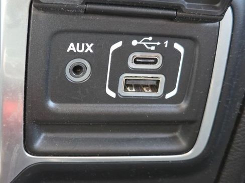 Used 2018 Jeep Wrangler Unlimited Rubicon w/ Steel Bumper Group AWD/4WD image 13