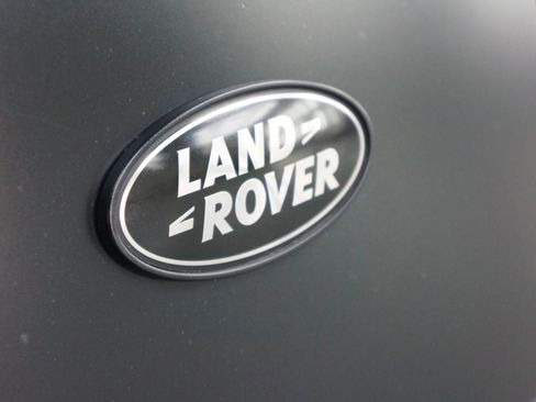 Used 2014 Land Rover Range Rover Autobiography image 9