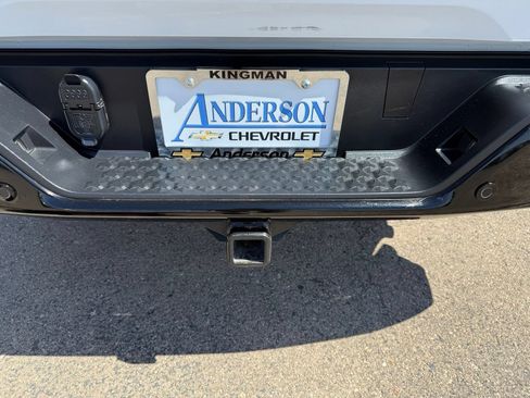 Used 2025 Chevrolet Colorado Trail Boss AWD/4WD image 39