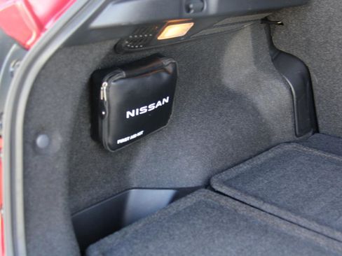 Used 2022 Nissan Rogue Sport SV w/ Technology Package image 27