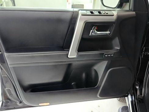 Used 2024 Toyota 4Runner Limited AWD/4WD image 21