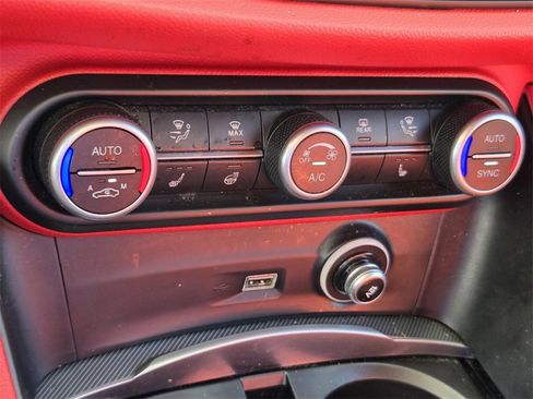 Used 2021 Alfa Romeo Stelvio Ti Sport image 21