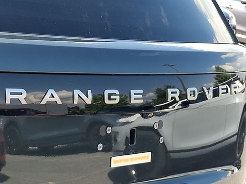 New 2026 Land Rover Range Rover SE AWD/4WD image 24