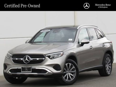 Used 2023 Mercedes-Benz GLC 300 4MATIC image 1