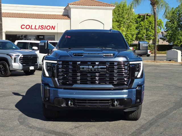 Used 2024 GMC Sierra 2500 Denali Ultimate AWD/4WD image 2