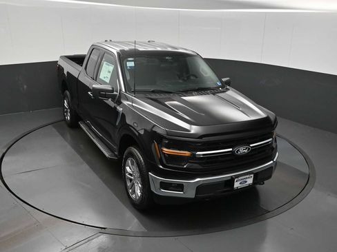 New 2026 Ford F150 XLT w/ XLT Chrome Appearance Package image 11