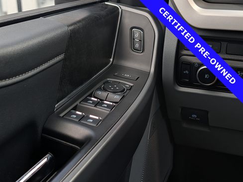 Certified 2024 Ford F250 XLT w/ Black Appearance Package AWD/4WD image 51
