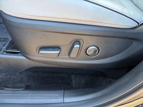 Used 2025 Hyundai Palisade SEL FWD image 23