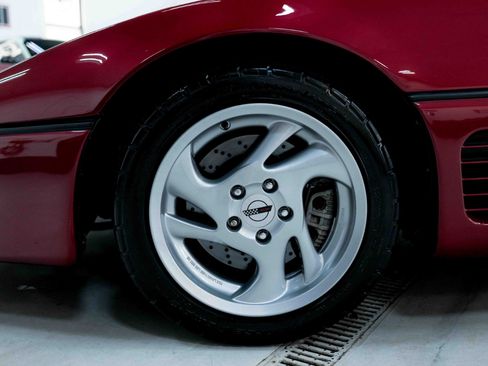 Used 1989 Chevrolet Corvette Convertible image 48