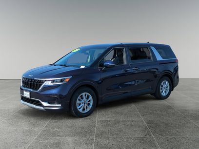 Used 2024 Kia Carnival LX