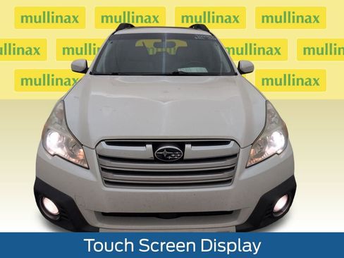 Used 2014 Subaru Outback 2.5i Limited image 16