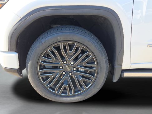 Used 2022 GMC Sierra 1500 Denali Ultimate image 10