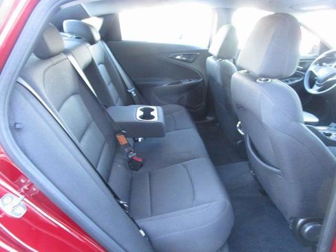 Certified 2024 Chevrolet Malibu LT image 17