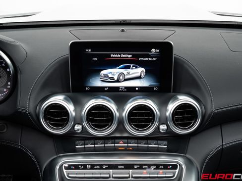 Used 2019 Mercedes-Benz AMG GT Roadster image 29