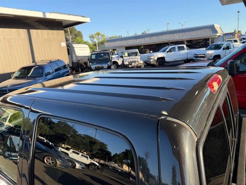 Used 2005 Chevrolet Silverado 2500 LS image 8