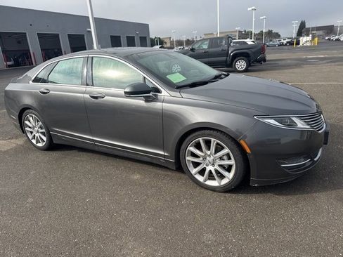 Used 2016 Lincoln MKZ w/ Equipment Group 300A Reserve image 6