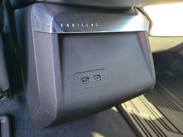 Used 2024 Cadillac Lyriq Luxury AWD/4WD image 22