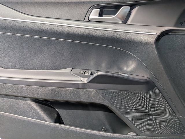 New 2026 Kia K5 LXS FWD image 25