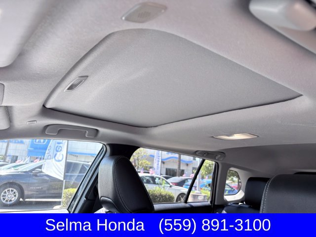 Used 2024 Toyota Corolla Cross XLE w/ Convenience Package FWD image 11