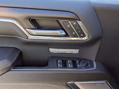 Used 2024 GMC Sierra 1500 Denali w/ Denali Reserve Package image 19
