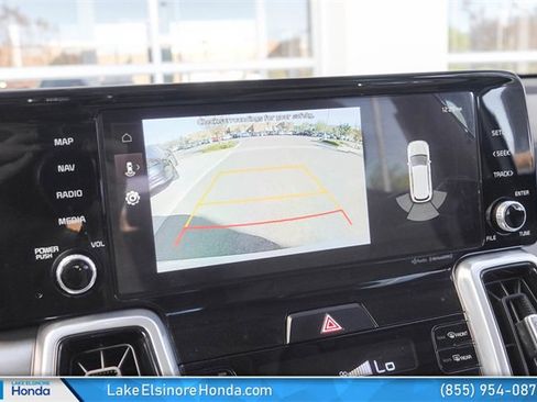 Used 2023 Kia Sorento SX image 25