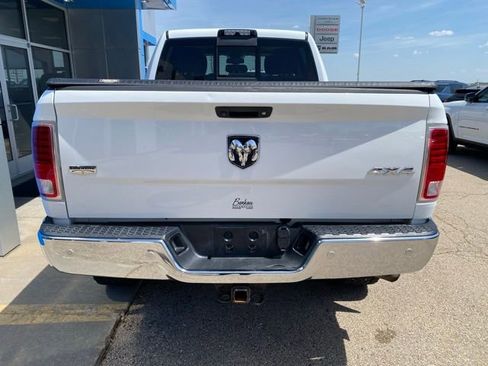 Used 2018 RAM 2500 Laramie AWD/4WD image 4
