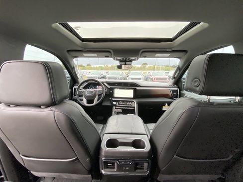 Used 2024 GMC Sierra 1500 Denali w/ Denali Reserve Package image 27