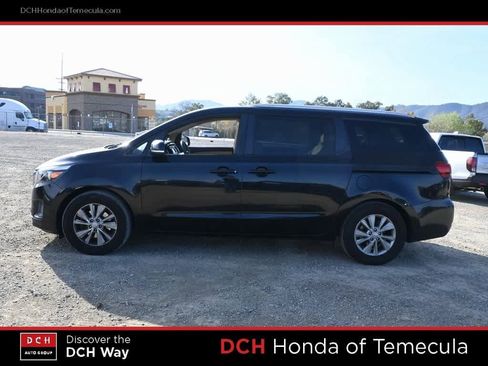Used 2016 Kia Sedona LX w/ Option Group 020 image 4