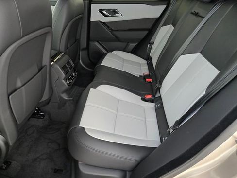 New 2026 Land Rover Range Rover Velar Dynamic SE image 5