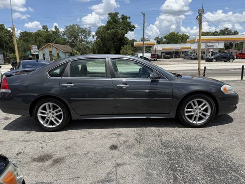Used 2011 Chevrolet Impala LTZ FWD image 8