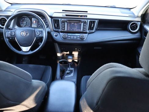 Used 2018 Toyota RAV4 XLE image 16