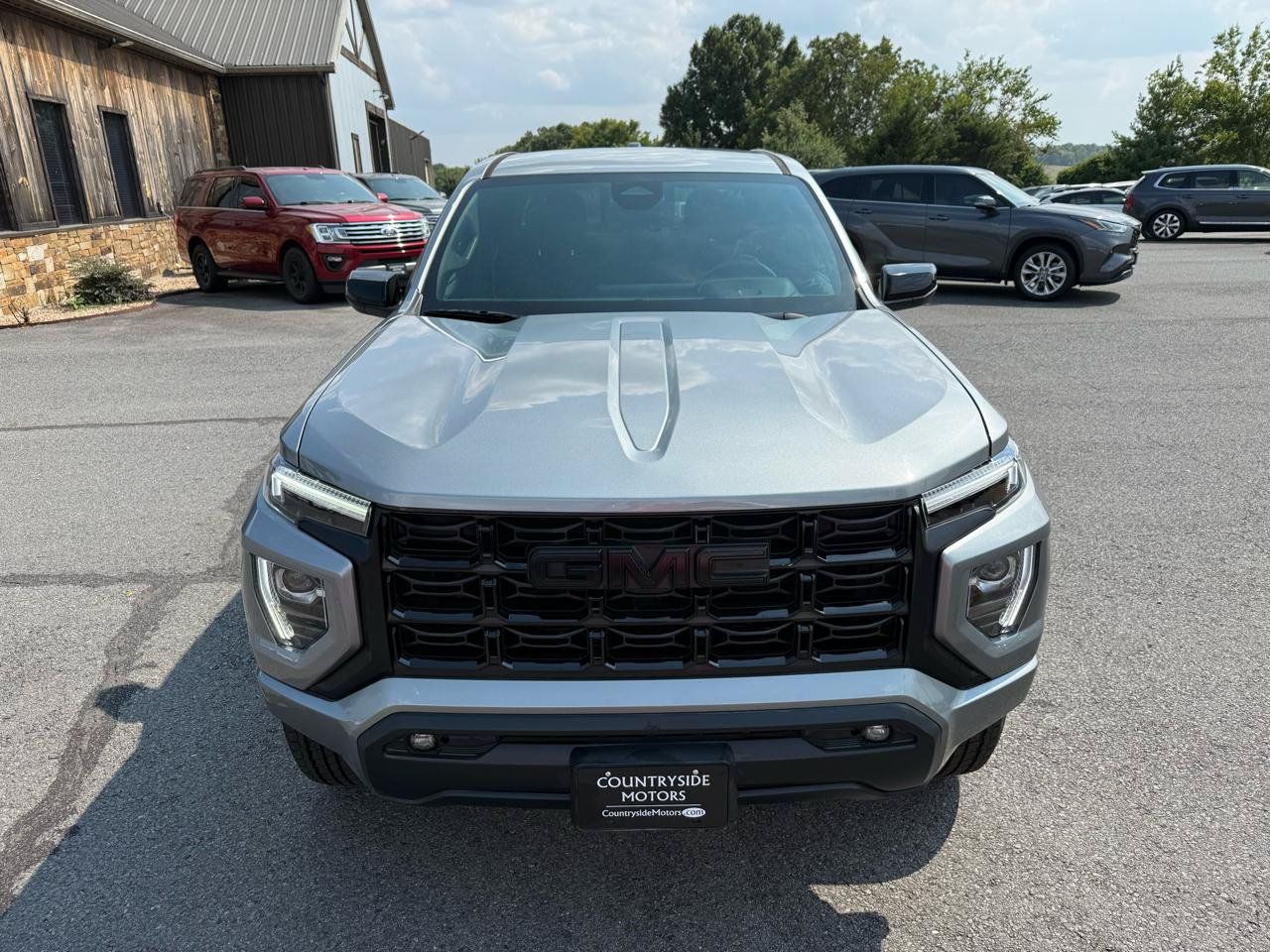 Used 2023 GMC Canyon Elevation w/ Elevation Premium Package RWD image 11