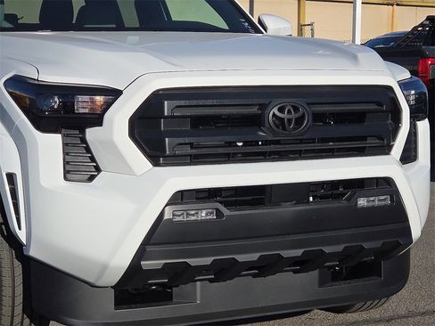 New 2026 Toyota Tacoma SR5 image 8