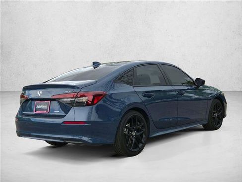 Used 2025 Honda Civic Sport image 5
