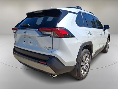 Used 2024 Toyota RAV4 Limited image 10